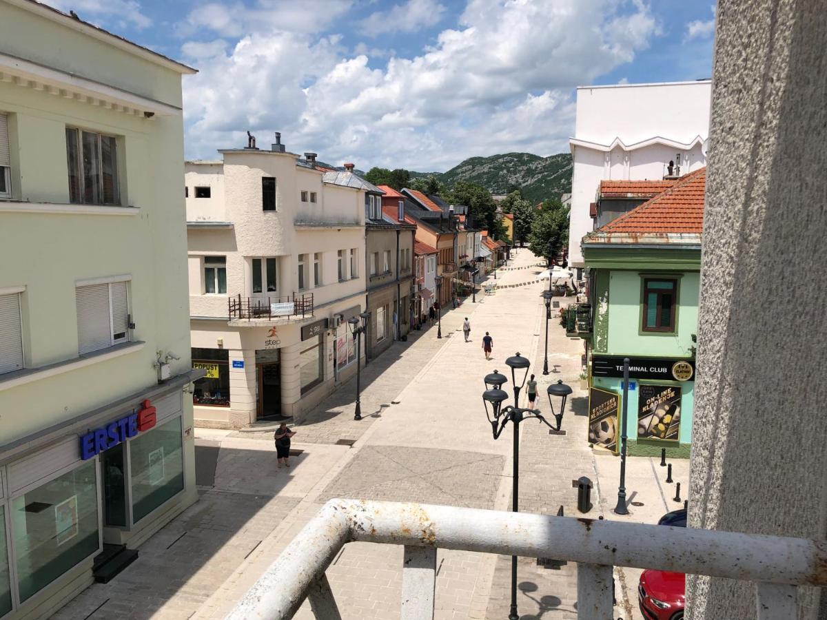 Apartment Target Cetinje Exterior photo